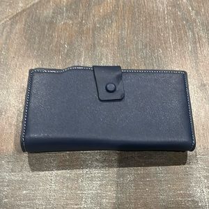 Sophisticated Navy Women's Wallet